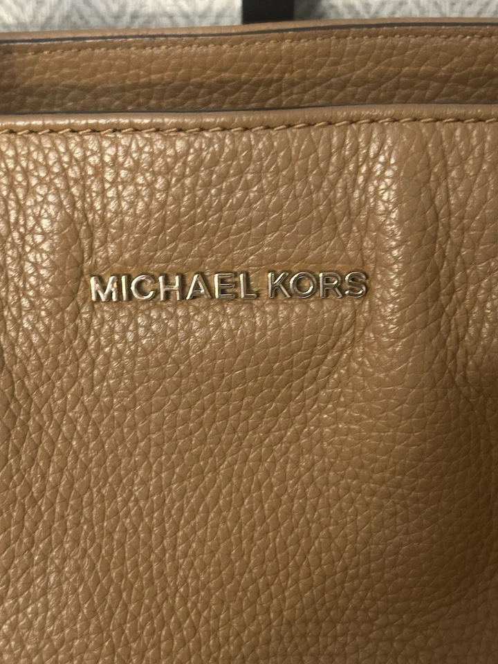 Michael Kors Jet Set, photo 3 of 5