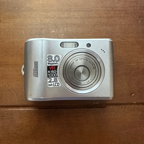 Nikon Coolpix L15 Compact Digital Camera 8.0 Megapixels PLEASE READ - Picture 1 of 10