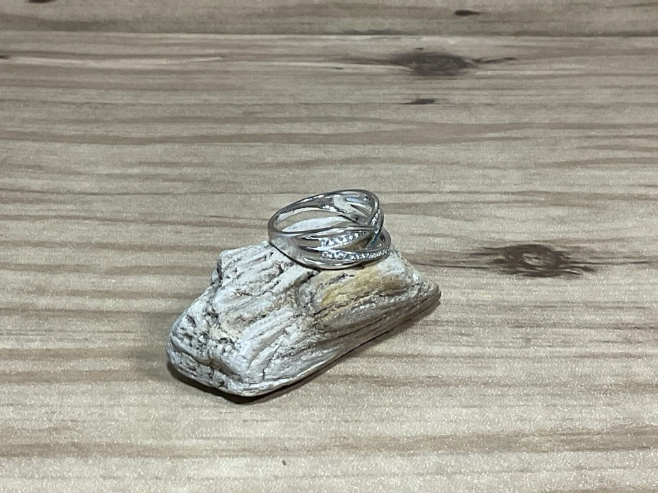 Italian IBB Sterling Silver 925 Diamond Cluster Infinity Ring Size 7 - Image 2 of 4