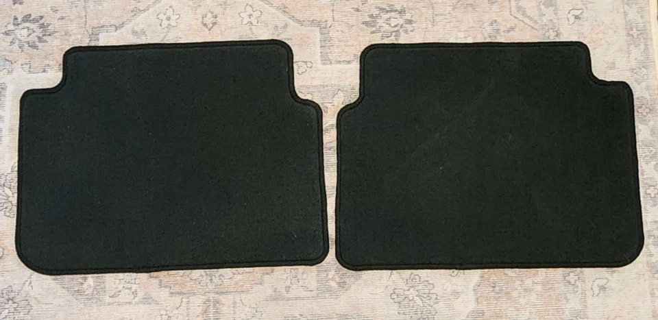 Tapetes Toyota Corolla 2009-2013 fabricante de equipamento original conjunto de 4 2010 2011 2012 etiqueta - Imagem 2 de 3