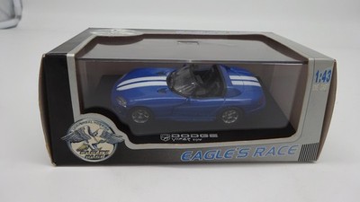 Eagles Race UH Universal Hobbies Dodge Viper RT / 10 - blau / weiß 1:43