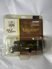 Vntg Action Collectables UPS Racing 2001 UPS Package Car 1 Of 31,320 1:64...