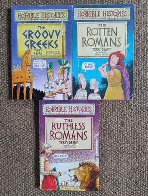  Horrible Histories books x3 Groovy Greeks, Rotten Romans, Ruthless Romans