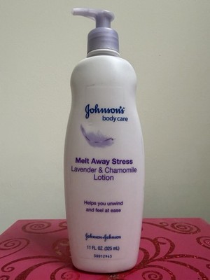 Johnson & Johnson Melt Away Stress LAVENDER & CHAMOMILE Body Lotion 11 oz RARE