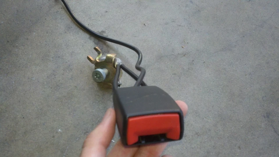 W215 2000-2006 hebilla cinturón seguridad trasero derecho mercedes-benz cl500 Foto 2 de 2