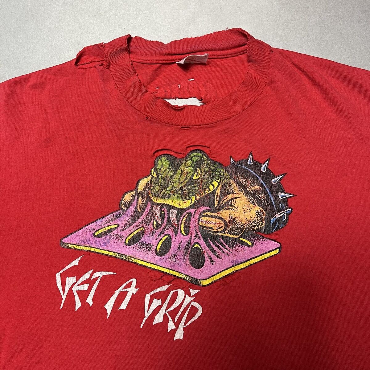Vintage 80s Santa Cruz Skateboards Rip Grip Single Stitch Vintage 80s Santa Cruz Skateboards Rip Grip Single Stitch