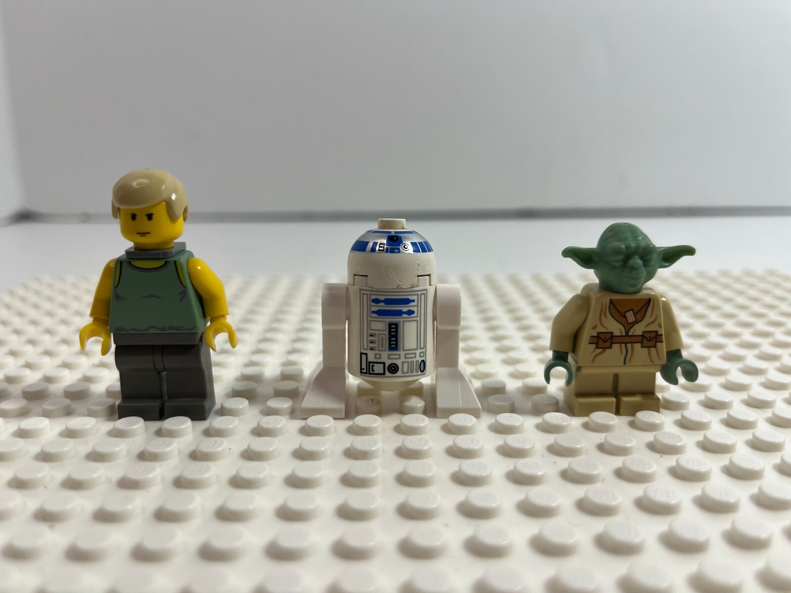 LEGO Starwars Dagobah Luke Skywalker Yoda R2-D2 minifigs only