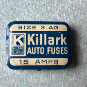 Killark Auto Fuses Vintage Tin with 4 Fuses Intact in Tin  15 Amps NOS