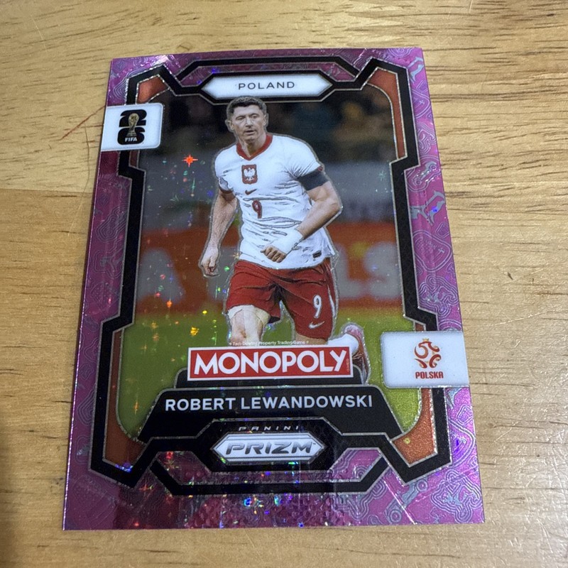 2026 PANINI PRIZM MONOPOLY WORLD CUP ROBERT LEWANDOWSKI PINK STARS SPARKLE #84