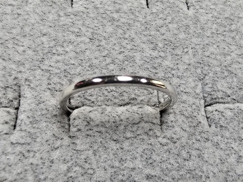 GRANDMA GRABE'S BEAUTIFUL VINTAGE 925 STERLING SILVER BAND 1.2G RING SIZE 9