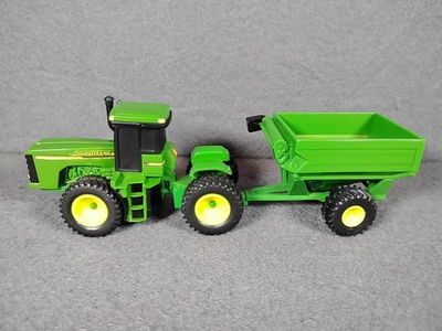 #ad Ertl John Deer Plastic Tractor with Grain Cart $14.99