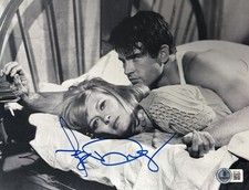 FAYE DUNAWAY SIGNED 8x10 PHOTO HOLLYWOOD SCREEN LEGEND BECKETT BAS COA AUTOGRAPH