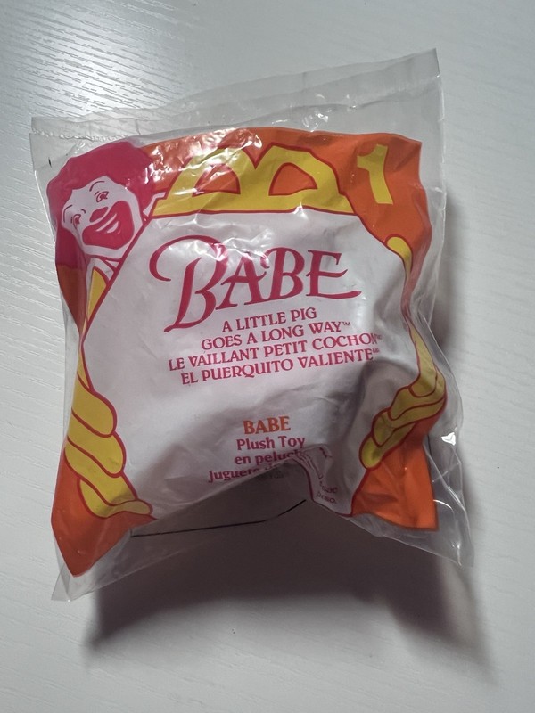McDonald's Happy Meal Toy 1995  Babe A Little Pig Goes a Long Way #1 Babe