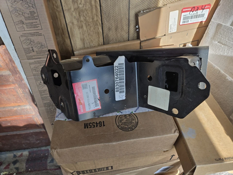 SOPORTE PARACHOQUES 71160-TY2-A01ZZ 2014-2020 ACURA RLX LH FT Foto 4 de 4