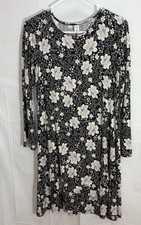 Old Navy Women’s Floral Long Sleeve Dress Size XS Black White Knit Swing