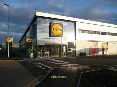 Photo 6x4 The new Lidl supermarket, Wakefield Road, Brighouse This was bu c2018