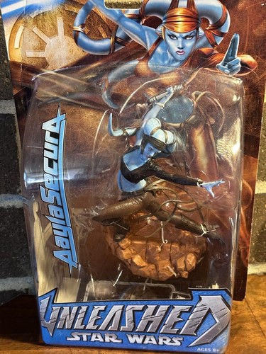 Star Wars Unleashed Aayla Secura Statue Figure Hasbro 2004