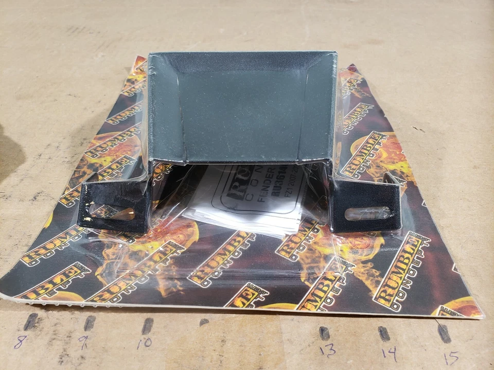 Eliminador guardabarros Rumble Concepts Yamaha FZ8 11-15 TR#676547 RU39021 Foto 2 de 4