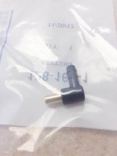 128-166-1 Walbro Fuel Fitting / Inlet 128-166 Genuine Walbro Part - 第 1/3 張圖片