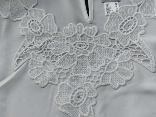 Womens Floral Applique Tiny Diamante Beads Blouse Top Off White Size Uk 18 - Picture 6 of 9