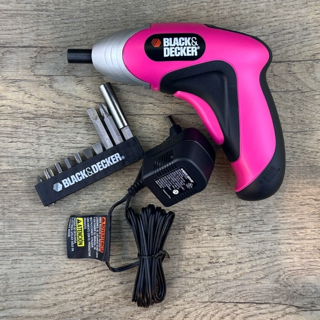 Image of Black & Decker CSD300T cordless screwdriver