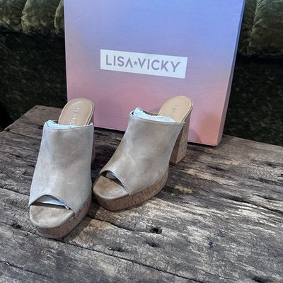 New in Box Tan Camel Suede Mule Slide Women's 6 Lisa Vicky JOY-V