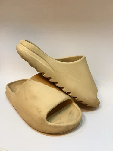 ?TG. 8US DESERT SAND YEEZY SLIDE USA PE UNtimo OTTIMO AFF CONtola?