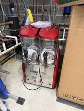 Slush Machine 2-CONTAINER Fast Freeze UK Seller, Red By LONGO & CO