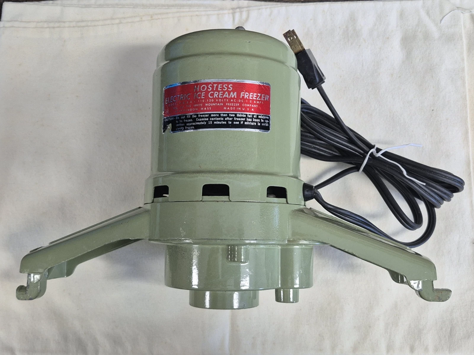 HOSTESS Mfg by White Mountain ELECTRIC 4&6E Ice Cream Maker MOTOR USA Made
Opens in a new window or 