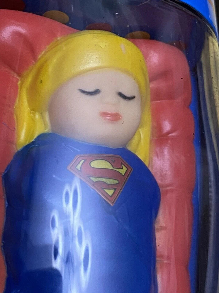 Superman clásico cohete juguete de hojalata motor de fricción de Schylling 2001 nuevo en caja Foto 3 de 4