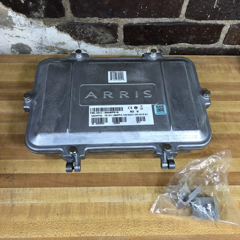 ARRIS FML1G7J-A14MPR1N Flex Max 331 Line Extender Amplifier w/Housing (NEW!) - Image 3 of 4