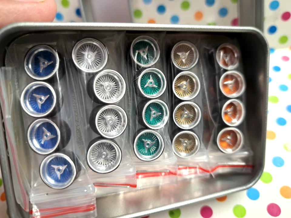 CUSTOM WHEELS ALLOY 1/64 DAYTON FITS ON 83 SILVERADO LOWRIDER 5 SETS new - Image 3 of 4