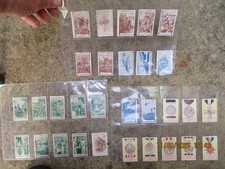 30 Briefmarken Nationales Kriegssparkomitee "Aschenputtel" 1. Weltkrieg (GEBRAUCH BIS 7)