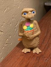 VINTAGE 1982 E.T. THE EXTRA-TERRESTRIAL WIND-UP WALKING TOY- UNIVERSAL STUDIOS