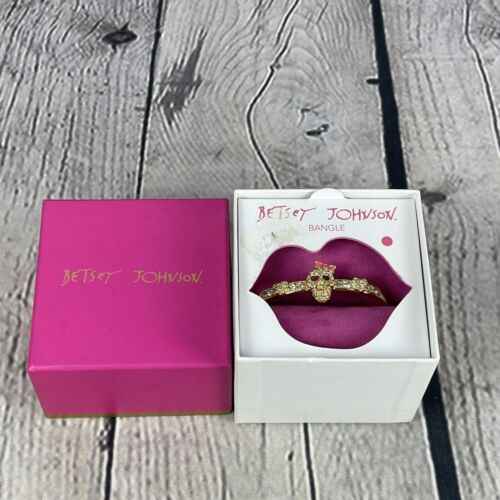 Betsey Johnson SKULL Pink Bow Rhinestone Heart Hinged Bangle Bracelet - Picture 5 of 5
