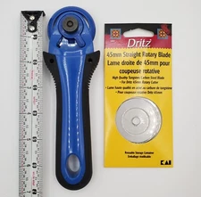 Dritz Rotary Cutter plus Replacement Blade 45mm Cuts Fabric Leather Vinyl Craft