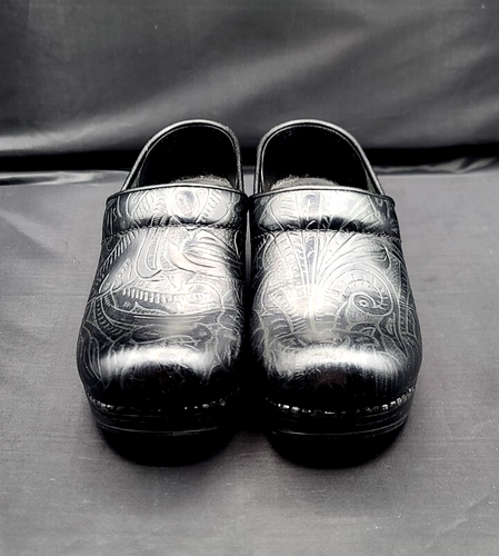 Dansko Women's Professional Clog Black Tooled Leather Nursing Shoe EUR 37 US 6.5 - Picture 2 of 5
