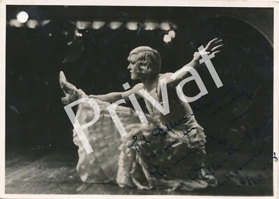 Autographe Photo Chanteuse Et Danseuse Illisible Dédicace Manuscrite M1.45 - Photo 1/2