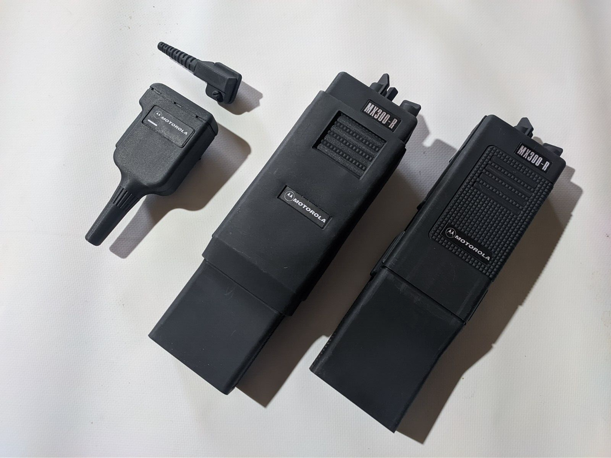 Motorola MX300R MX300-R Dummy Radio Cosplay Replica Rubber Holster