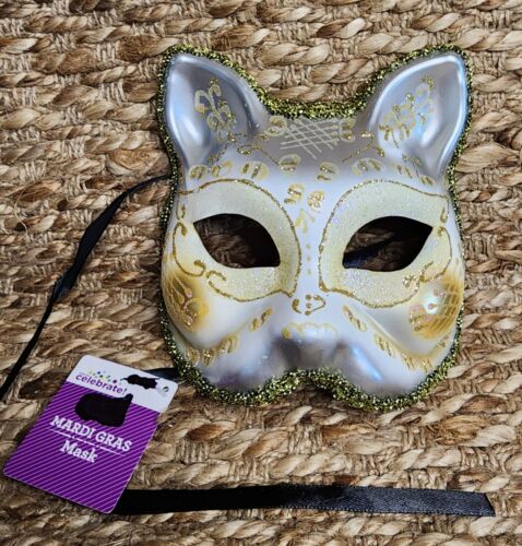 Beautiful Cat Gato Masquerade/Halloween/Cosplay/Mardi Gras Mask Black & Gold NWT