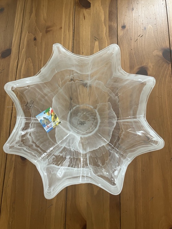 Vintage Murano Large White Swirls Clear Art Glass Flower Centerpiece Bowl.