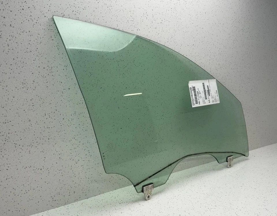 07 08 INFINITI G35 Front Door Glass/window Infiniti Right Foto 2 de 4