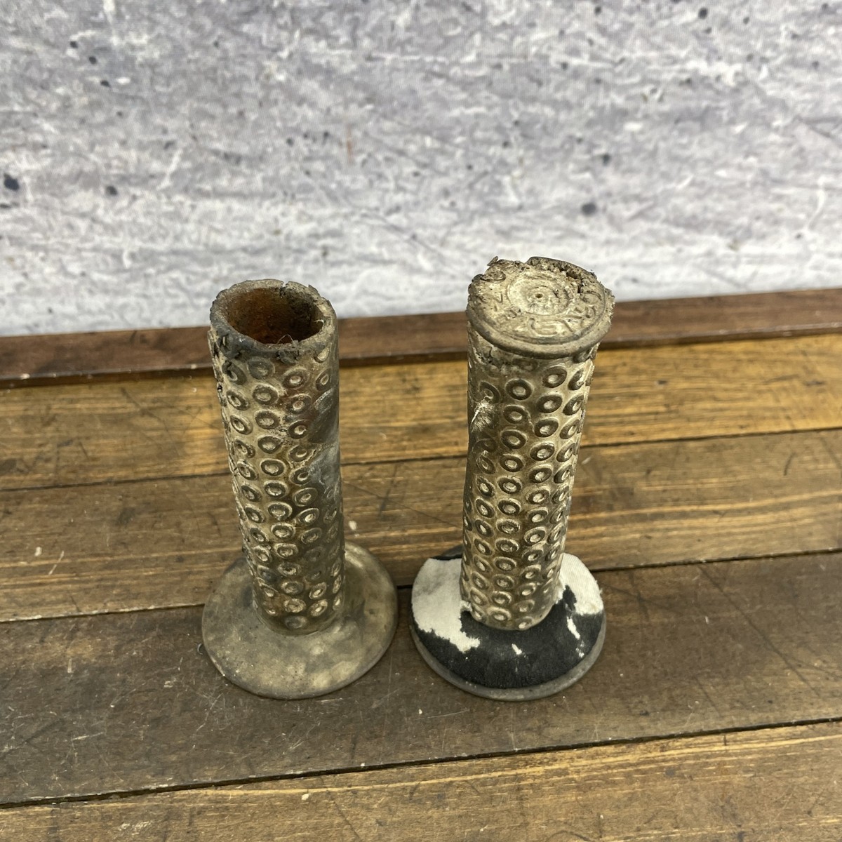 Vintage Oakley B-2 BMX Grips Pair B2 Old School Bicycle Moto 80s