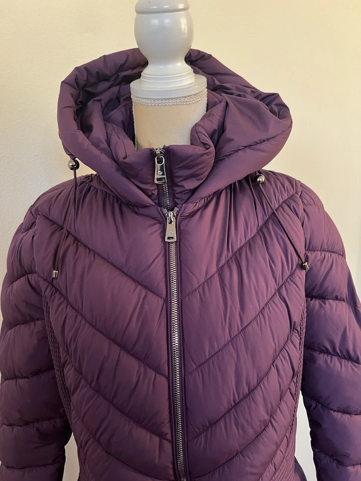 Abrigo acolchado con capucha Bernardo EcoPlume púrpura embalable talla L Foto 2 de 4
