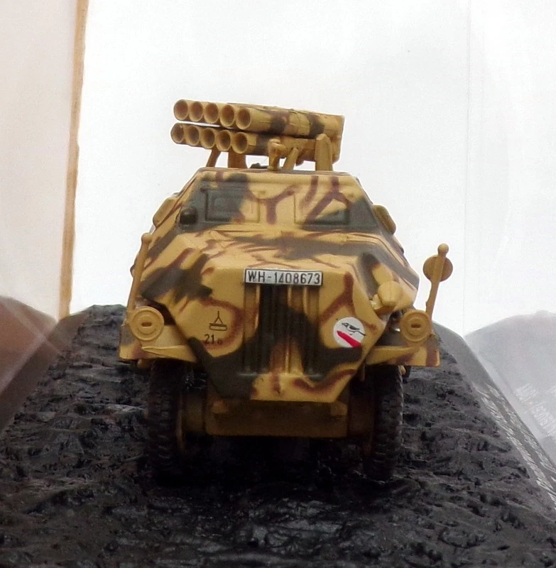 Altaya 1/72 Scale A3520M - 15cm panzerwerfer 42 Sd.Kfz. 4/1 - France 1944 - Image 2 of 2