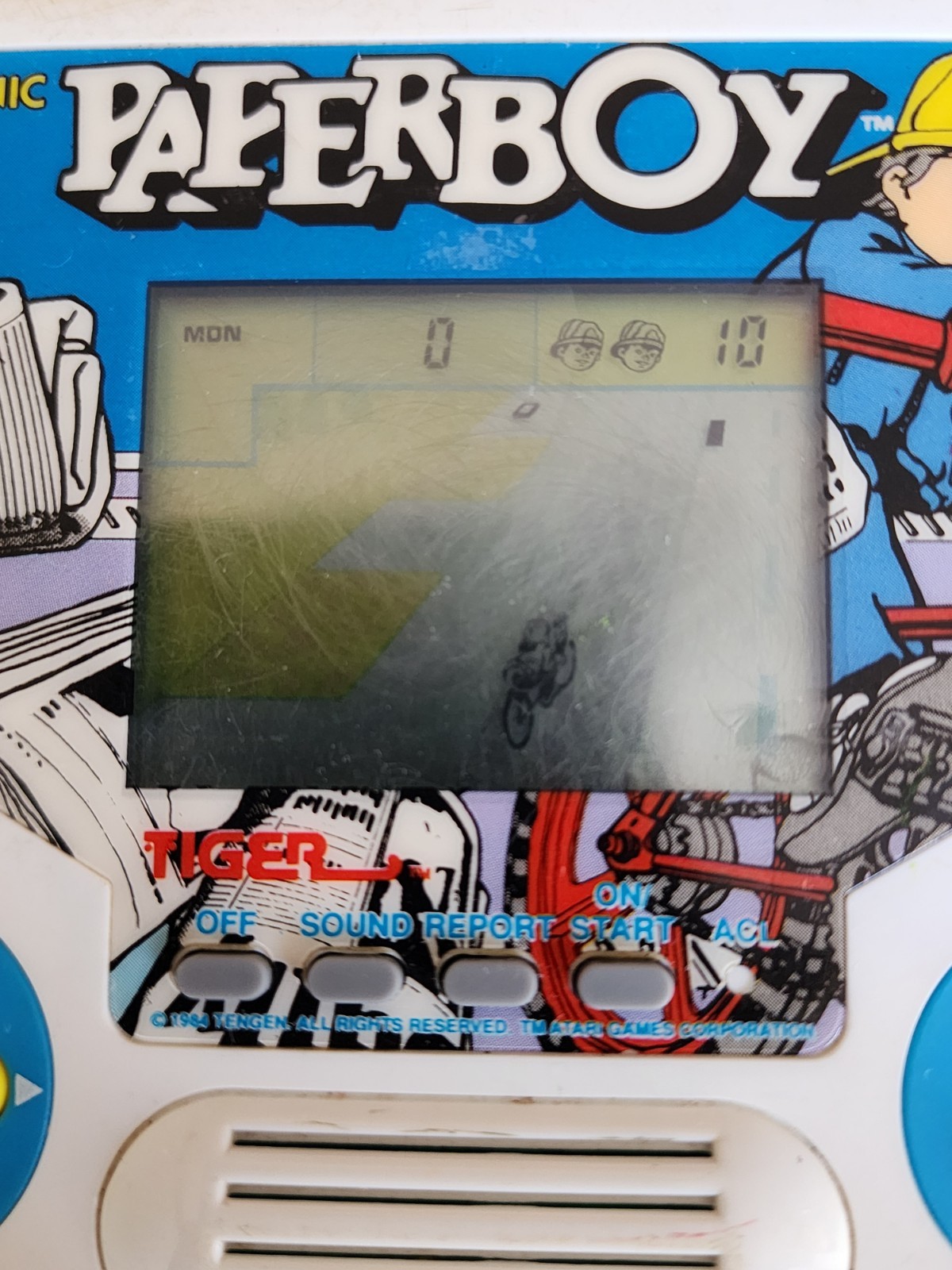 Vintage 1988 Tiger Electronics Paperboy Handheld Game, classic! Tested and works
