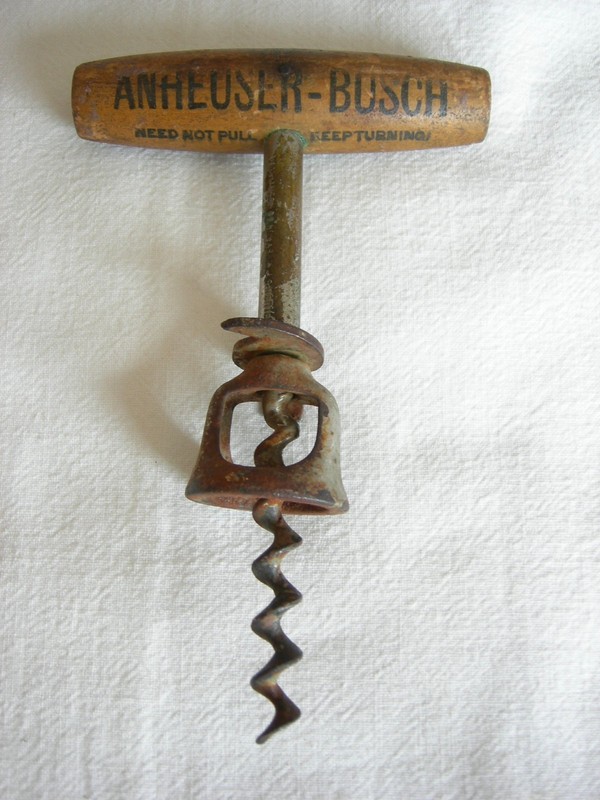 ANHEUSER BUSCH BEER ADVERTISING Self Pull CORKSCREW-WILLIAMSON PATENT