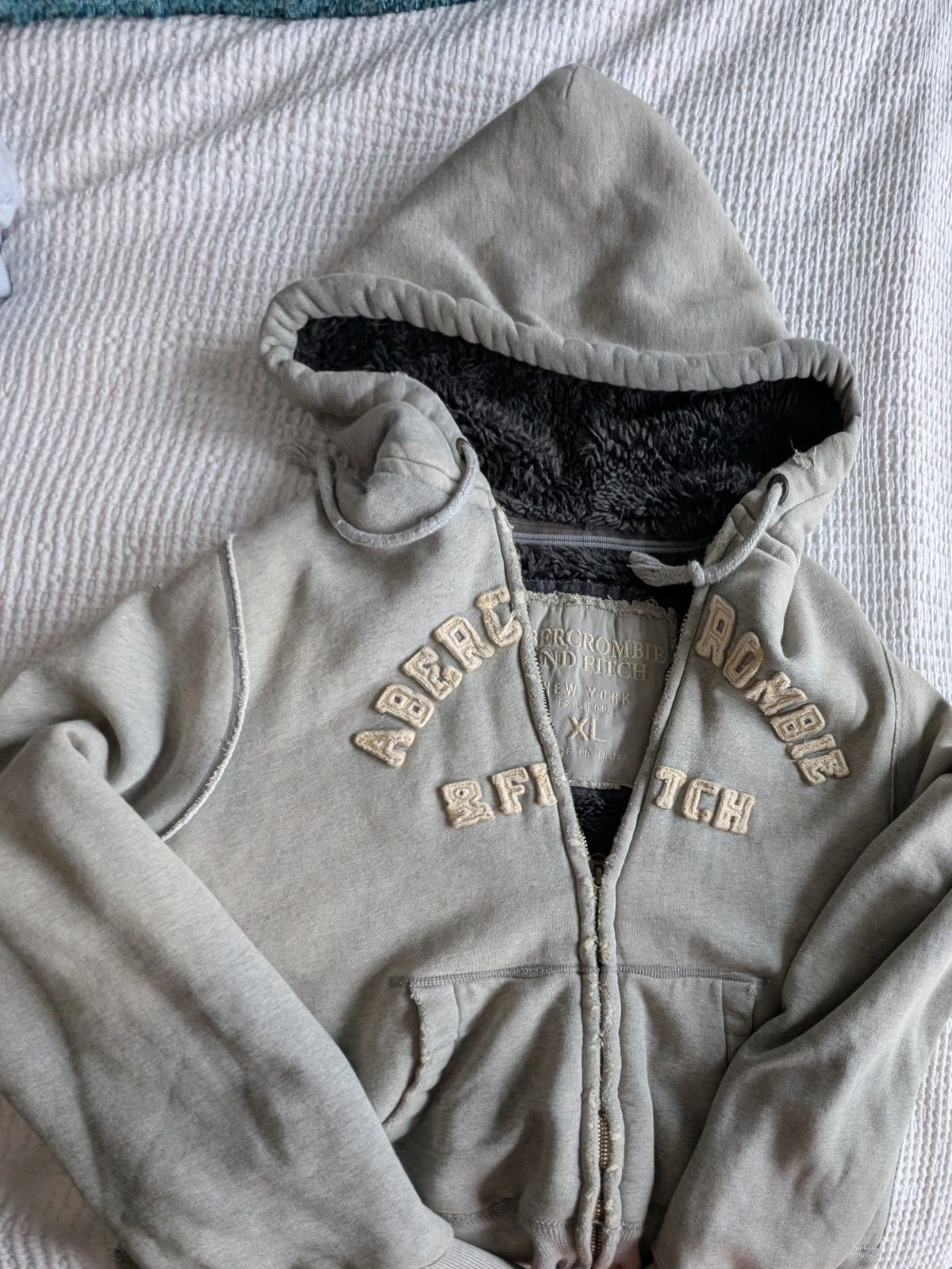 Y2K Abercrombie & Fitch Wolf Jaw Jacket Fur Lined XL Worn Thrashed Hoodie Gray image 1