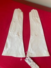 VINTAGE NEW 13.5" KID GLOVES MADE IN FRANCE FOR MACY'S.SIZE 7.5 CUTOUT AT WRIST
