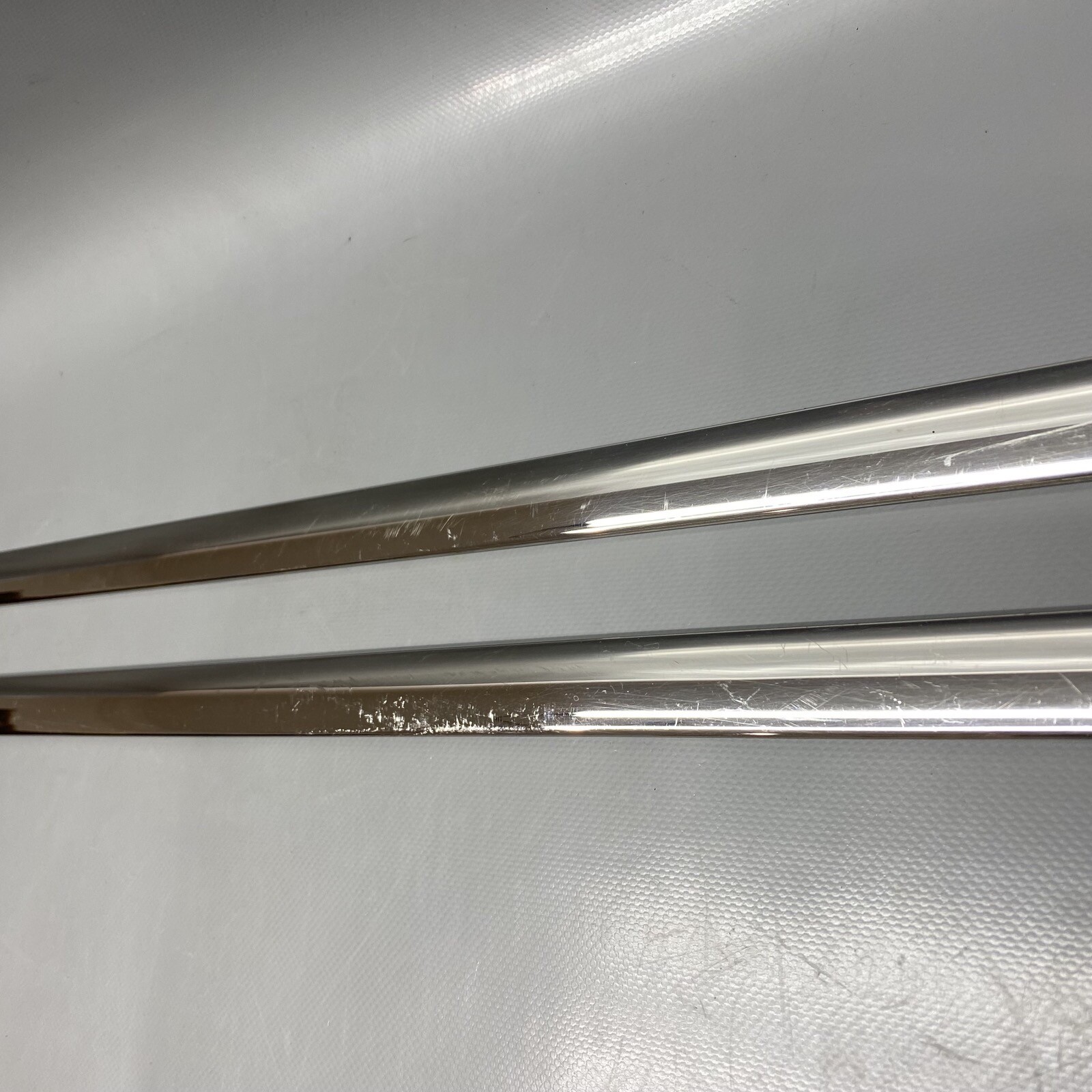 BENTLEY CONTINENTAL FLYING SPUR DOOR CHROME TRIM LEFT FRONT REAR 2006-2011 OEM